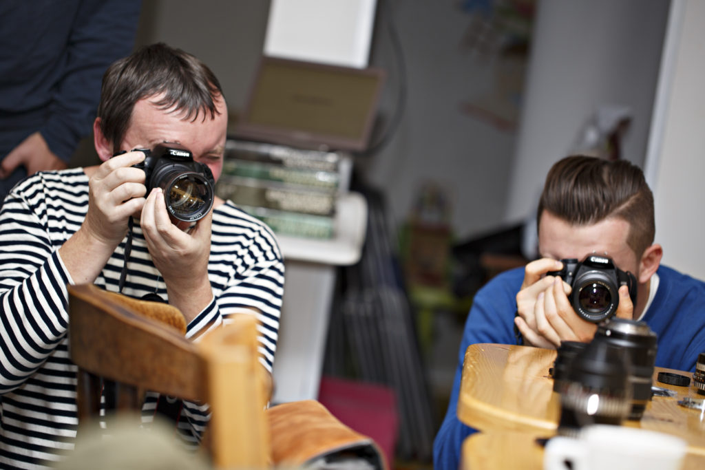 mayaphoto-fotolevice-kurz-zaklady-zrkadlovky-fotografie-fotokruzok-so-stipkou-vzdelavania