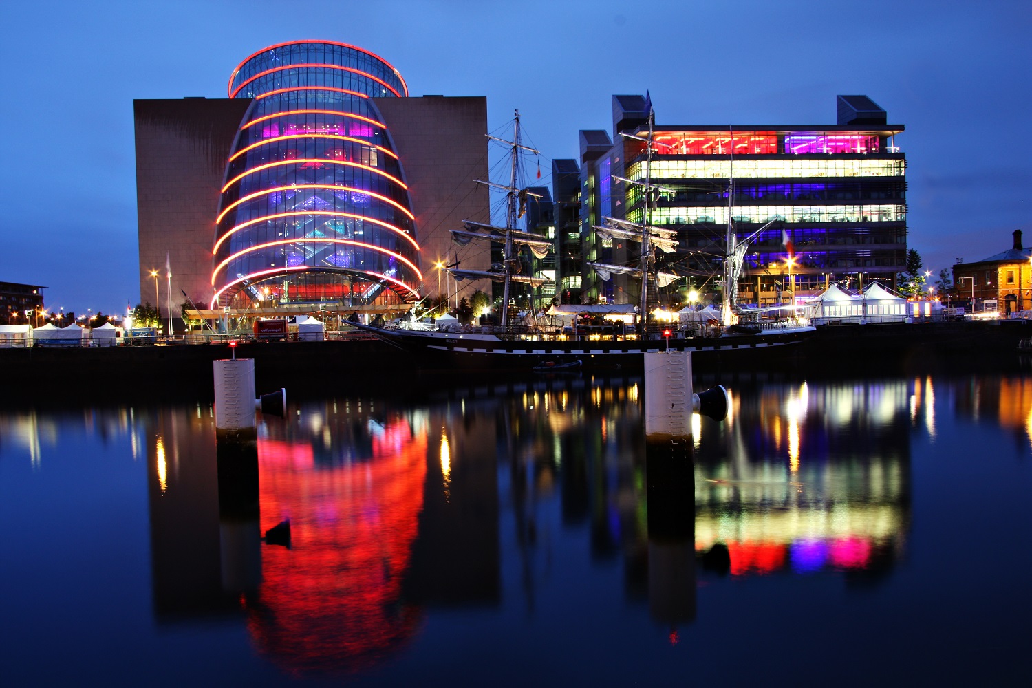 krajina-krajinka-foto-modra chvilka-blue momnet-blue hour-Dublin-Liffey-photo-levice-mayaphoto